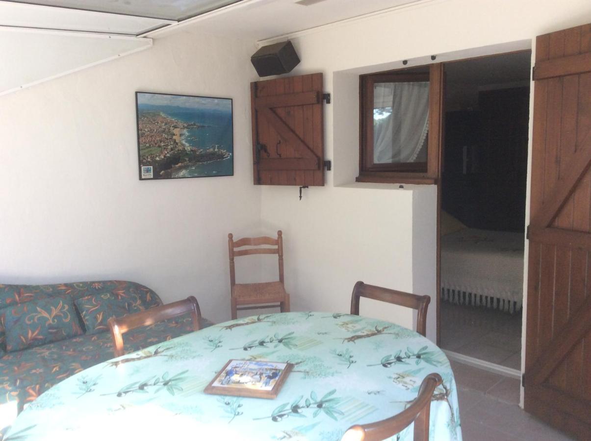 Gite Agur Villefranque Buitenkant foto